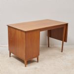 1621 8333 WRITING DESK